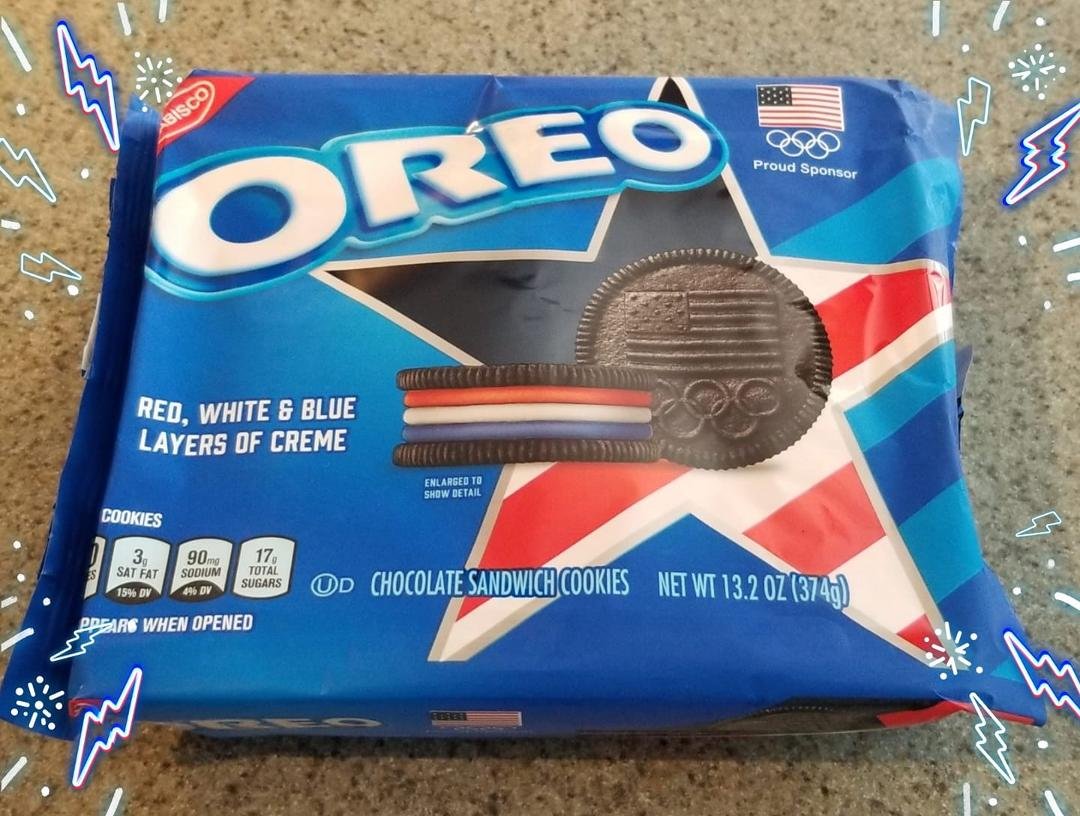 Even Oreo is getting in on the celebration ❤♡💙 HAPPY 4th of July 🎆 Happy Birthday America 🇺🇸