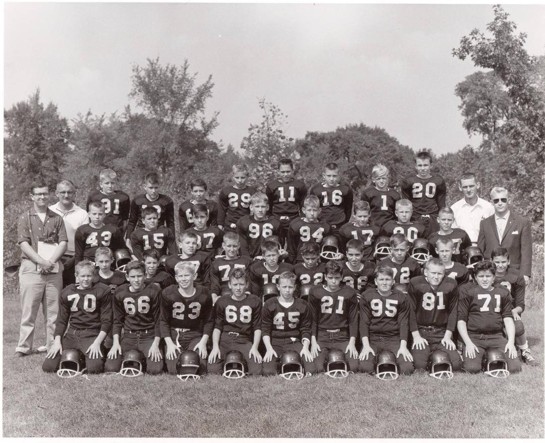 blow this picture up and see if you can recognize anyone