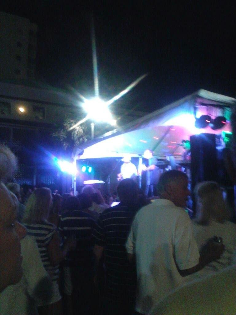 Hip hop band
