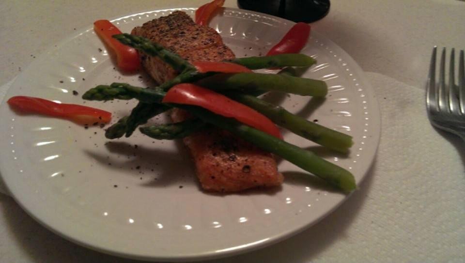 Soy Peppered Salmon w/asparagus and red peppers