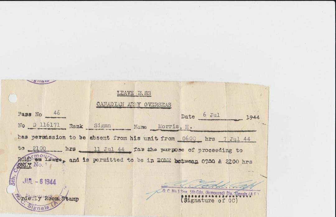 From the archives of my uncle, Harold Morris. I'm pretty sure he had a good time