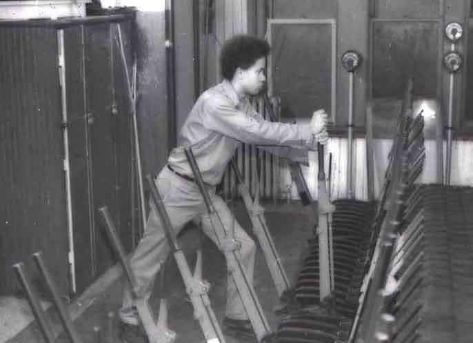 Switching trains from one track to another, HOW IT USED TO BE DONE (October 1973). Nowadays, it's all pushbutton and computer touch screen. - - - Those old systems NEVER had hard drive failures, nor did they require constan