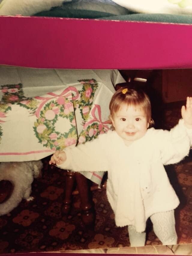 Happy Birthday to my sweet little girl has now all grown up
Is 40 today wishing you a wonderful day I love you 😍🎉💗🎂🌺