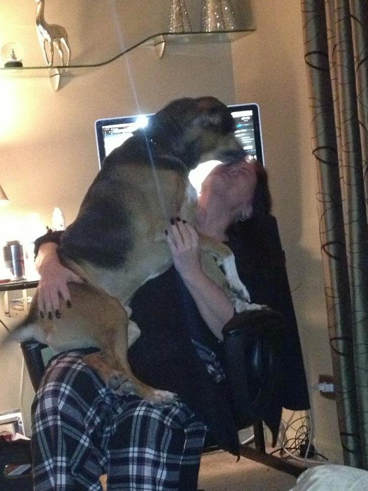 My baby loves me....