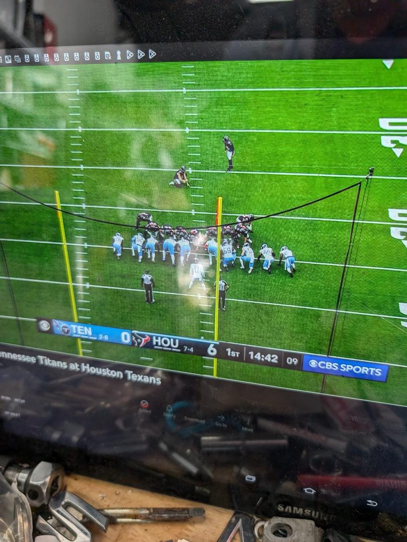 How long did it take for the Tennessee Titans to screw up this Sunday? 10 seconds. Wait - then 15 seconds to a score ...... So sad.