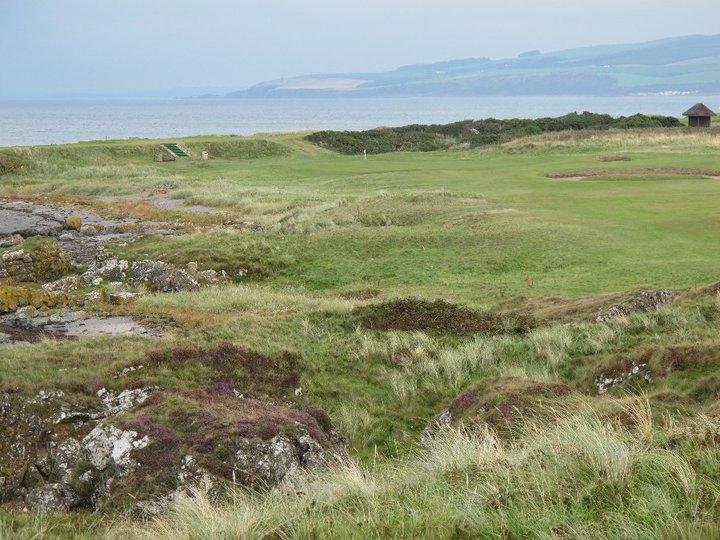 How in the hell you expect me to get from here to there in 4 shots - absolutely beauttiful along the Irish Sea
11th hole at Turnberry