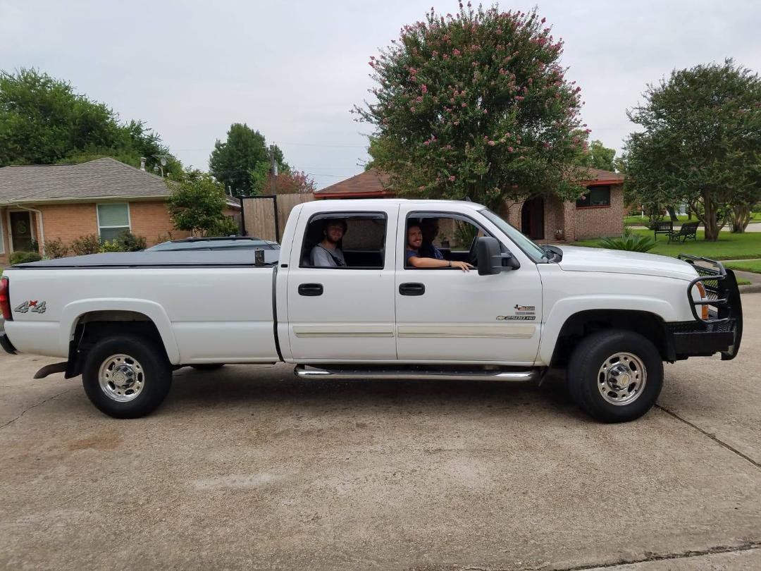 My truck has been stolen from Cinemark Tinseltown 290. Of course since they only charge 10.00 for a bucket of popcorn they can't have cameras. This is a photo of my 2006 Silverado. Mine has a black Ranchhand brushguard on