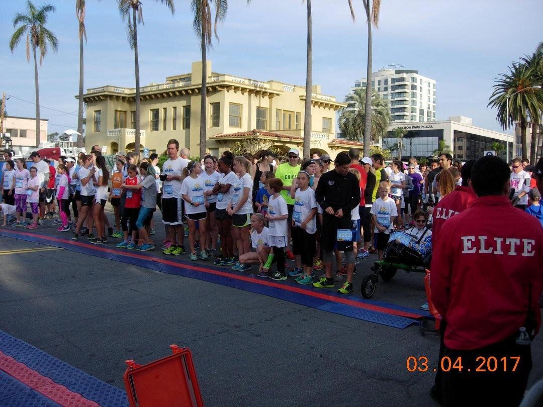 Start of Finish Chelsea's Run 5K at Balboa Park