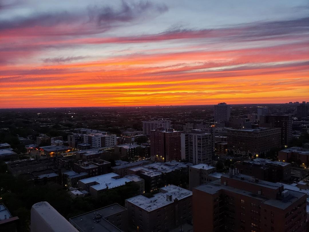 Beautiful sky tonight in Chicago...!!