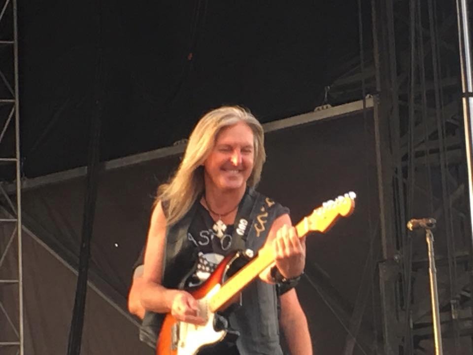 Wayne Moore's album, Mobile Uploads
