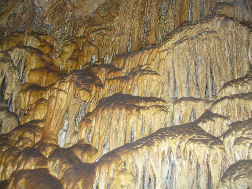 Larry Meyer's album, Lewis and Clark caverns camping Aug 2011