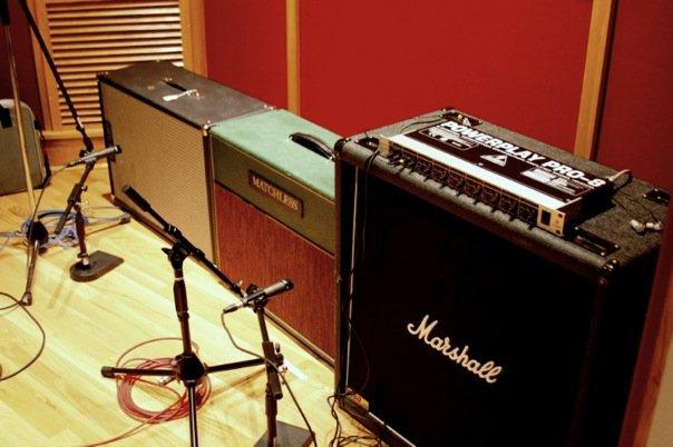 The Matchless is probably one of my fave all time guitar amps, though I only own the Marshall. I paired it with an Engl Savage 120 head, which most guitarists love, once they use it.
