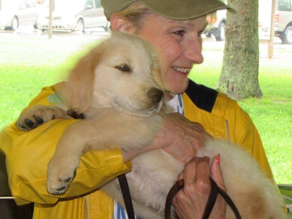 G.R.I.N Bark In The Park 2014
What fun, in spite of the rain! Two of our rescued puppies attended. I was in heaven. Puppy breath melts my heart! Thank you Christina for the pic.