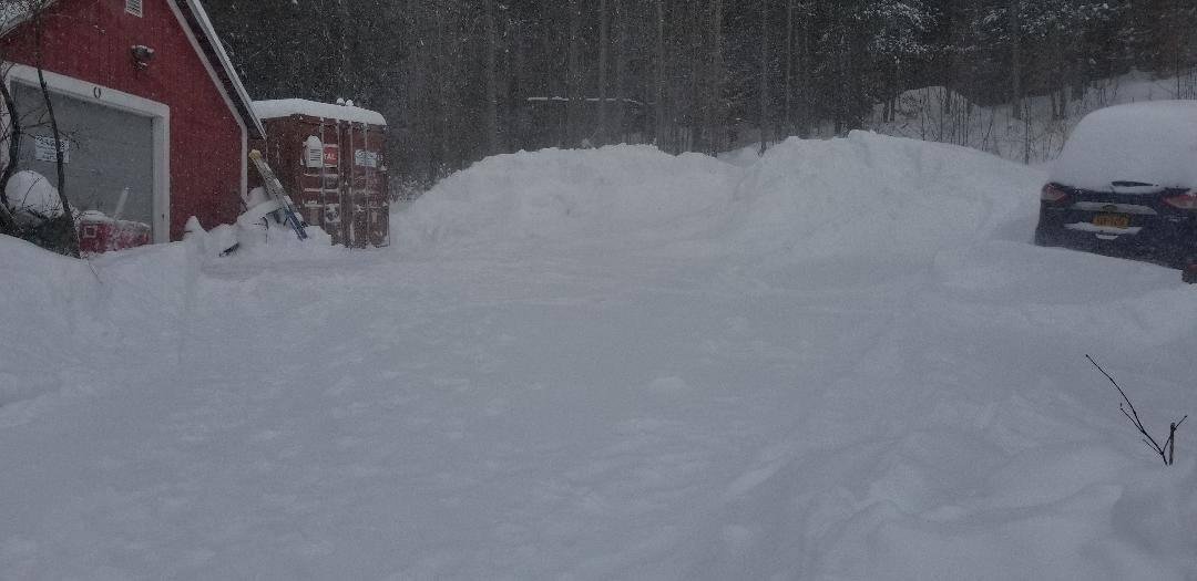 todays snowstorm and still snowning