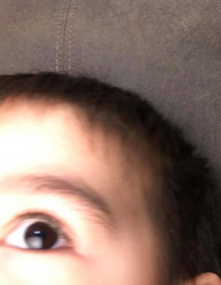 👁