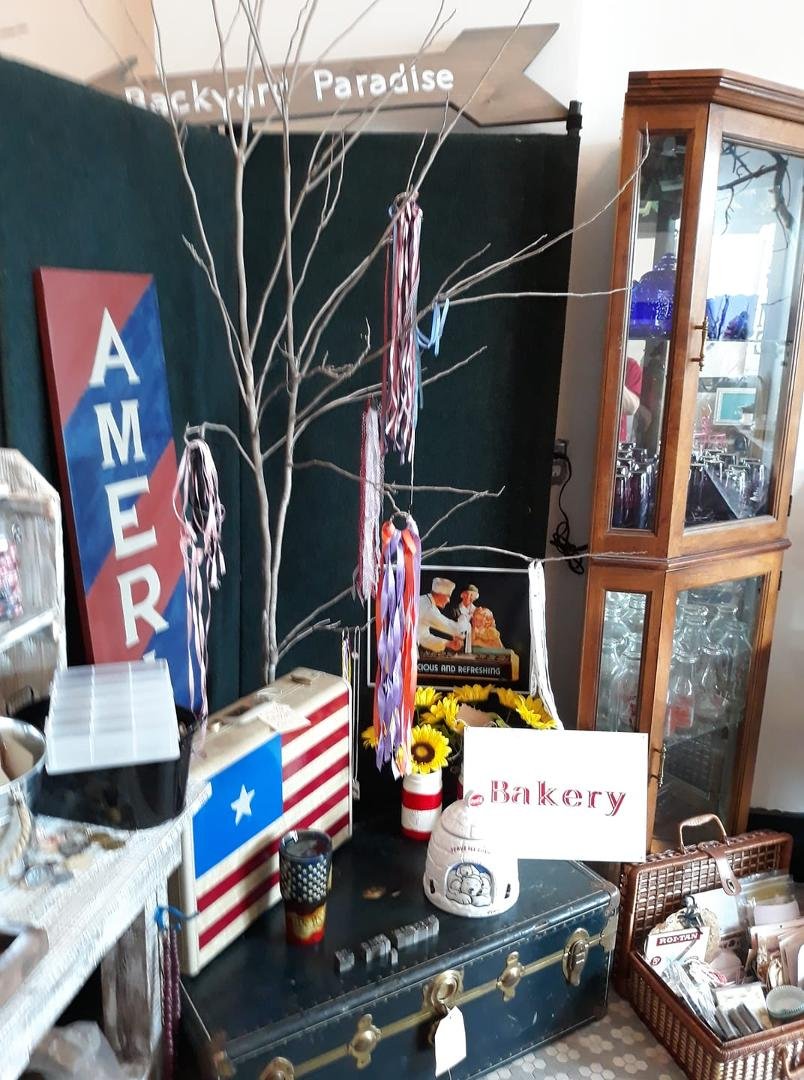 Love the new corner at Psycho Kitty Creations. We have all new windows, too. Come by and see us.