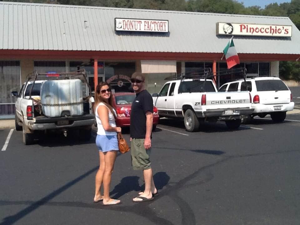 Jeanette & Seth at the Donut Factory just after having chicken fried steak breakfast at Perkos in Sanora