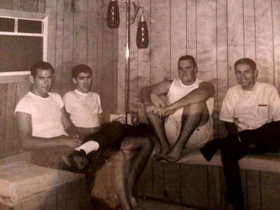 My first tenants, 1966 pre Carolyn. What a great time we had!
Dwight Crouch, John Fite Larkin, Roy Mason, Ronnie Larkin.
Good memories :)