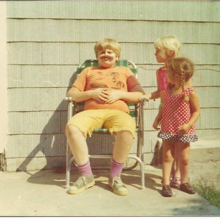 I've been thinking of my brother Terry today. He passed away nine years ago but the pain is no less. He always liked to kid around even as a kid. He liked to make Tammy and Cheryl laugh.