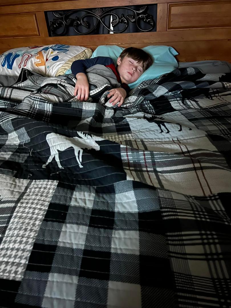 Last night before Stewart Shackelferd gets home from deer camp so Sawyer had to take over our bed 1 more time. 😂