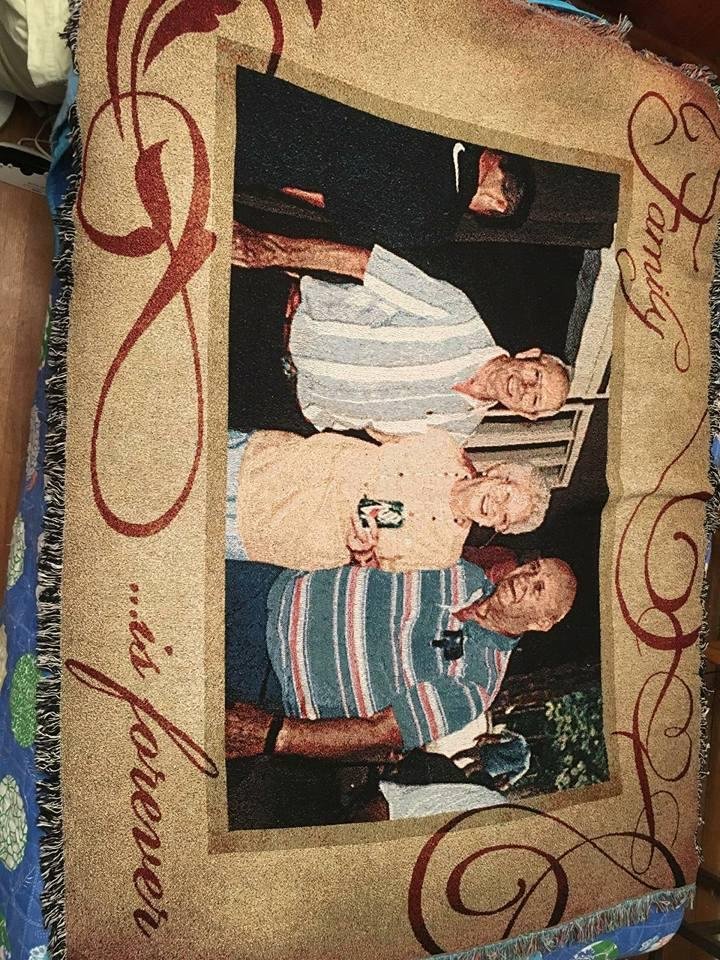 Stella Mills' album, Mobile Uploads