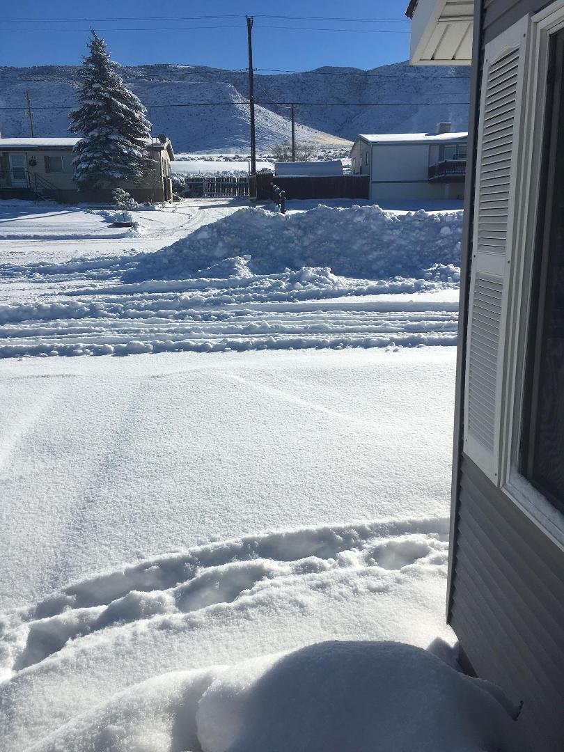 9 degrees 10 inches of snow