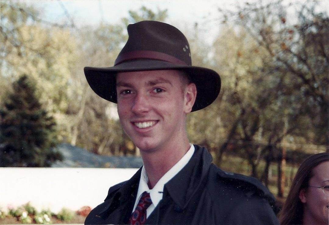 For all those who knew my dad, Les Dalrymple; a grandson who inherited his good looks. Glen Edward Martin III.
