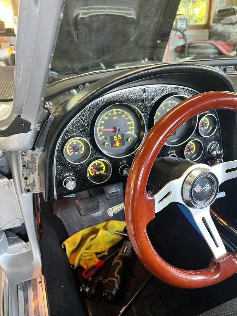 Dash in all the gauges but fuel are working, have to wait until Monday to contact Dakota Digital to see what’s up. Have not decided on a color yet, get everything working first.
