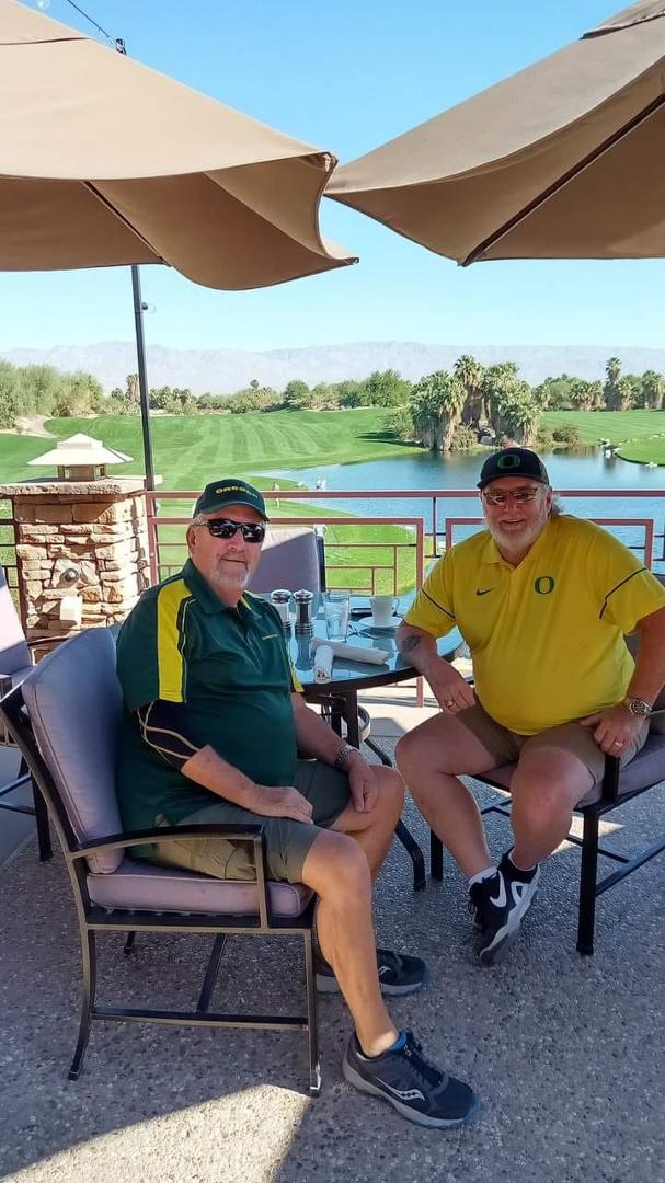 Me and Greg having breakfast in Palm Springs waiting on the Duck game #GoDucks