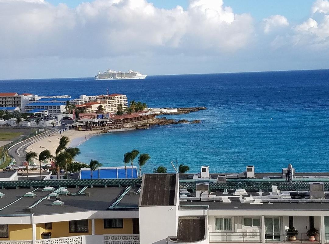 Another day in paradise.