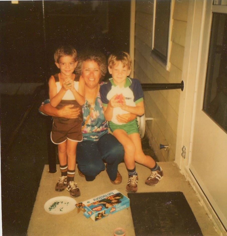Walter IV, mom and Greg