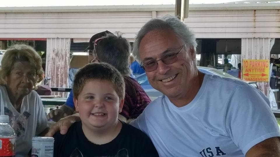Dave and a young friend at the flea markwt this AM....