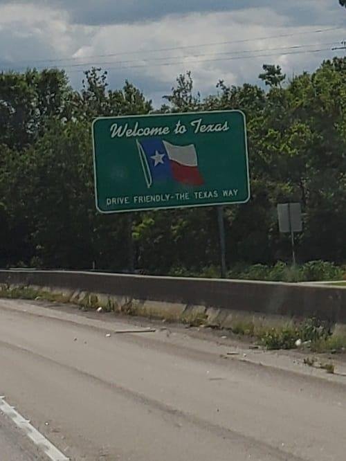 We made it to Texas.... only 5 more hours to go until the trip is done.