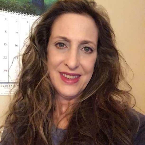 Styling tips:
Have somewhere to go, but no time to waste.  Easy, no fuss, soft, loose curls and volume with no curling iron, curlers.  Simply twist hair, wrap around your fingers, secure with a bun like clip on top of your 