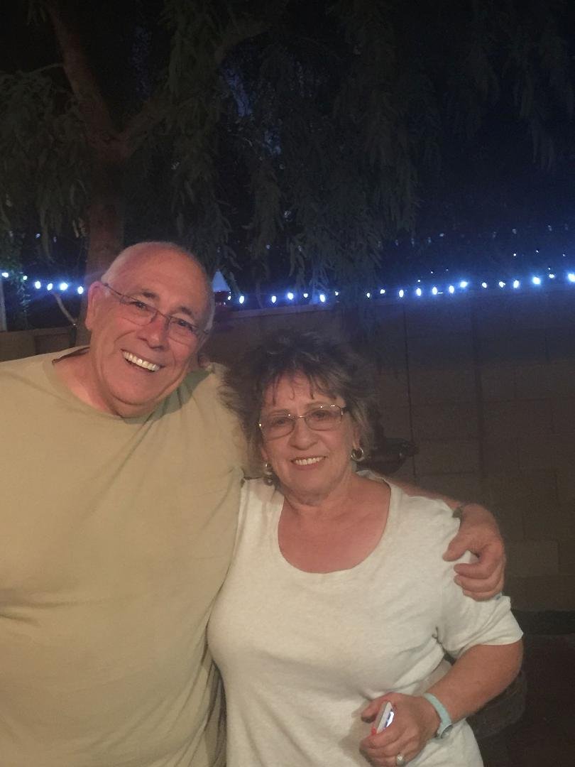Guess who came to visit tonight!
She's looking great and just as much fun as always!