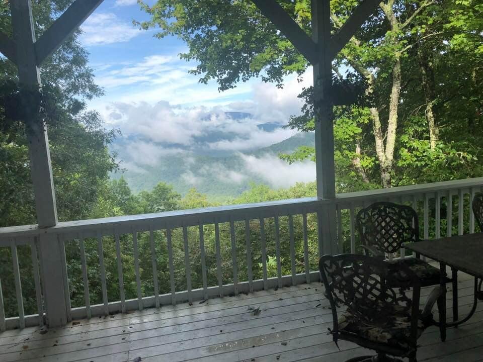 Sky Valley Georgia. View from our deck. Sun 🌞 for the first time on Day 3. Days 1 & 2 full of eating, wine 🍷 and Margaritas and a lot of Netflix!