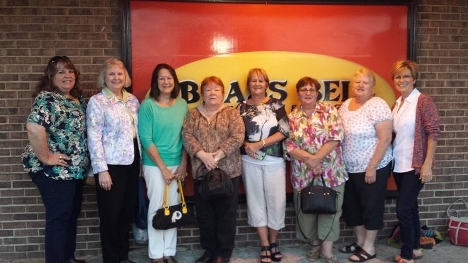 L to R: Donna Ward, Donna Whitehead, Sue Schaffer Dinger, Sue Bateman Blount, Denise Land, Terry Vail Blount, Marcy Royal and Anne Rosier Alexander .... All had a great time at Brassbell Bar and Steakhouse on Sept 18, 20
