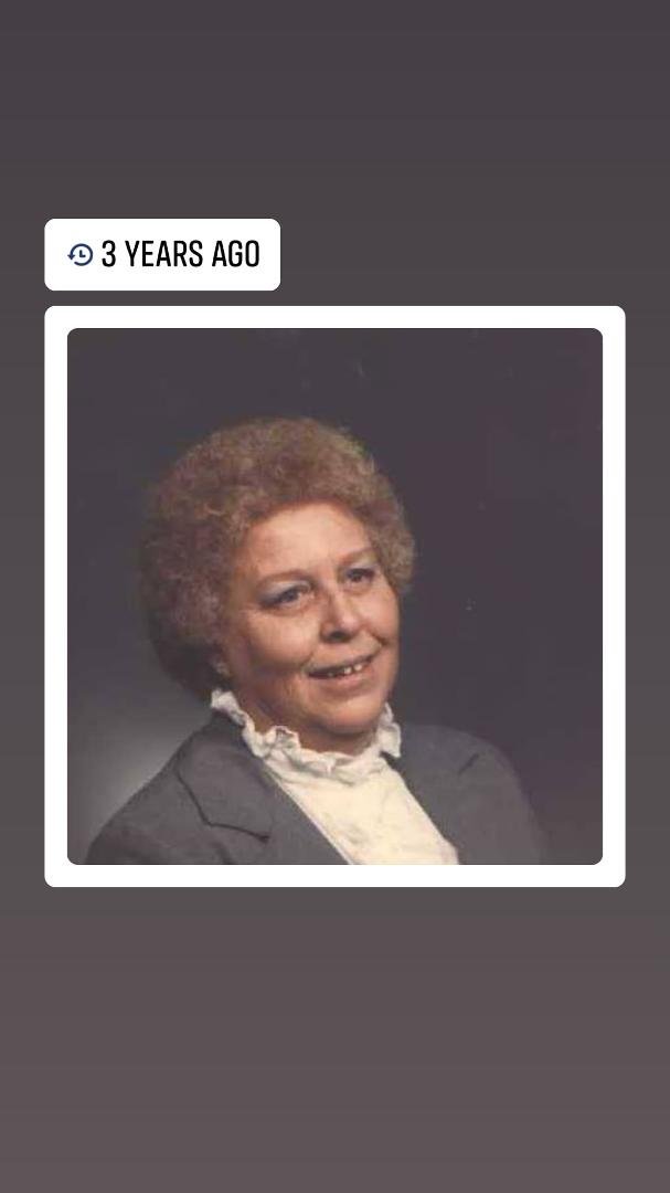 THIS IS MY MOM. I MISS HER A LOT.