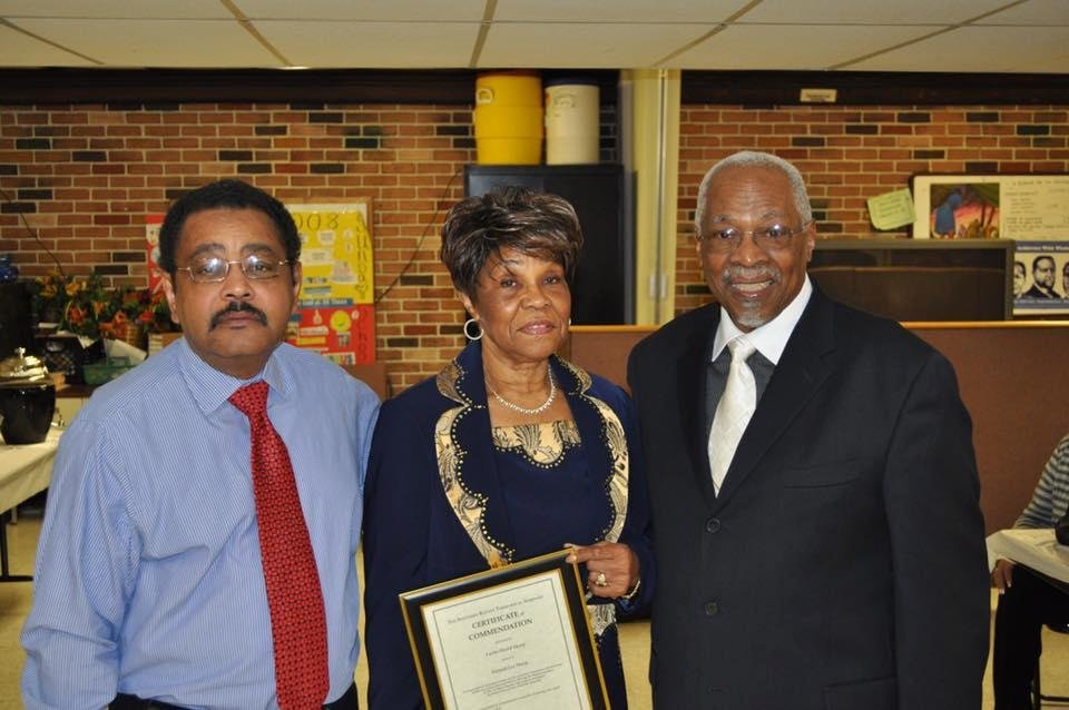 I just received word that the funeral of my friend and mentor DR. T. Vaughn Walker will be held this Saturday at the chapel of Southern Seminary, my prayers are for his family.