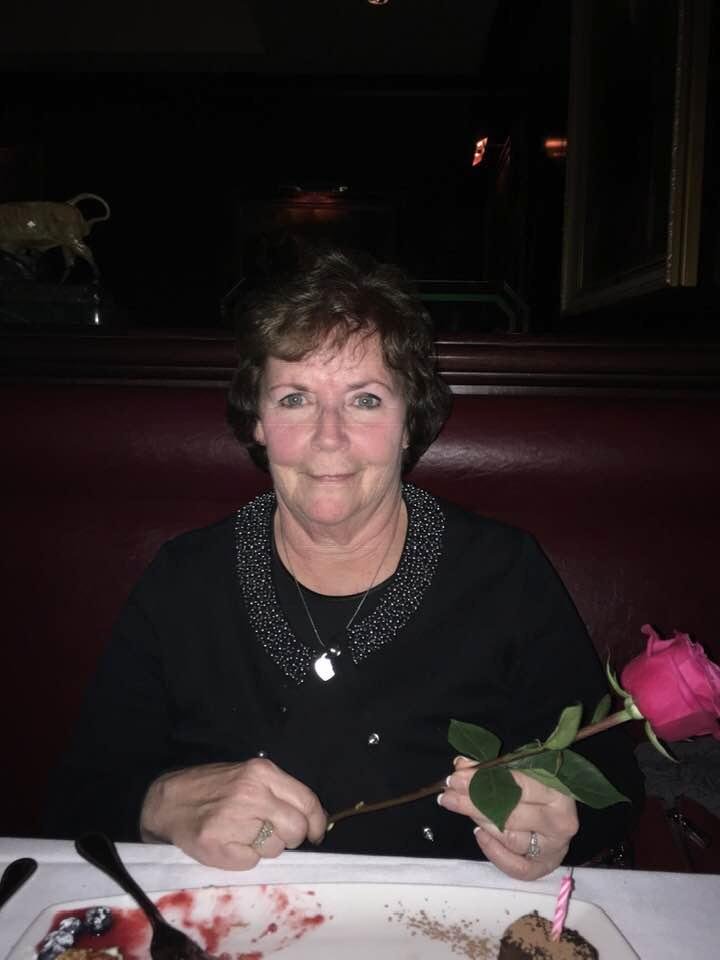 Love roses ♥️🎂🎉🍸