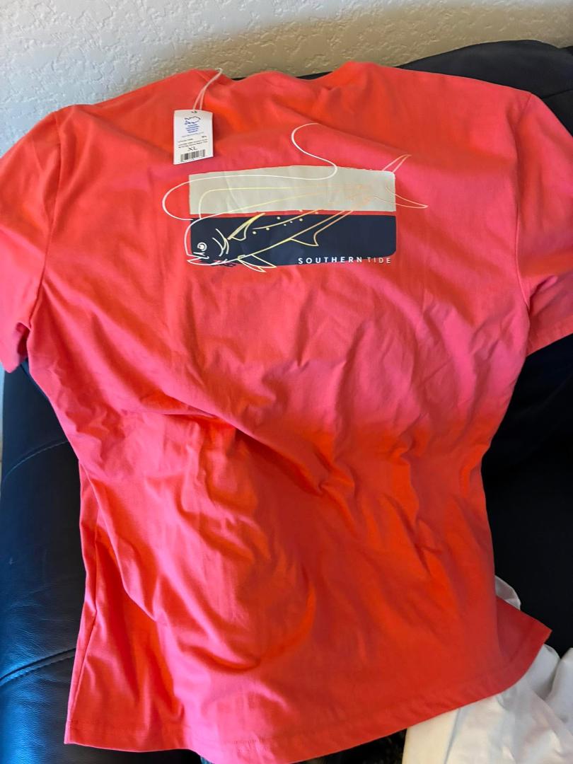 A wonderful T-shirt just one of several shirts my love sent me as Christmas presents. Thank you, Stephanie.