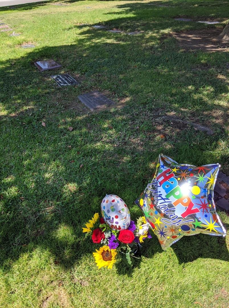 I want to wish my dad Jimmy Frank Gallardo a very happy birthday I love you and I miss you