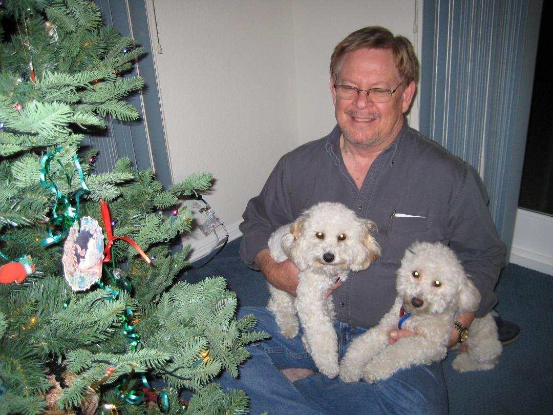 Looking back to more pleasant times in the past, here's Robbie and Sissy on Christmas morning 2008.