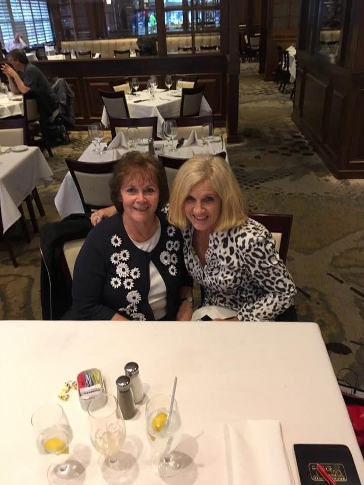Lunch with an old friend at Ruth’s Chris♥️