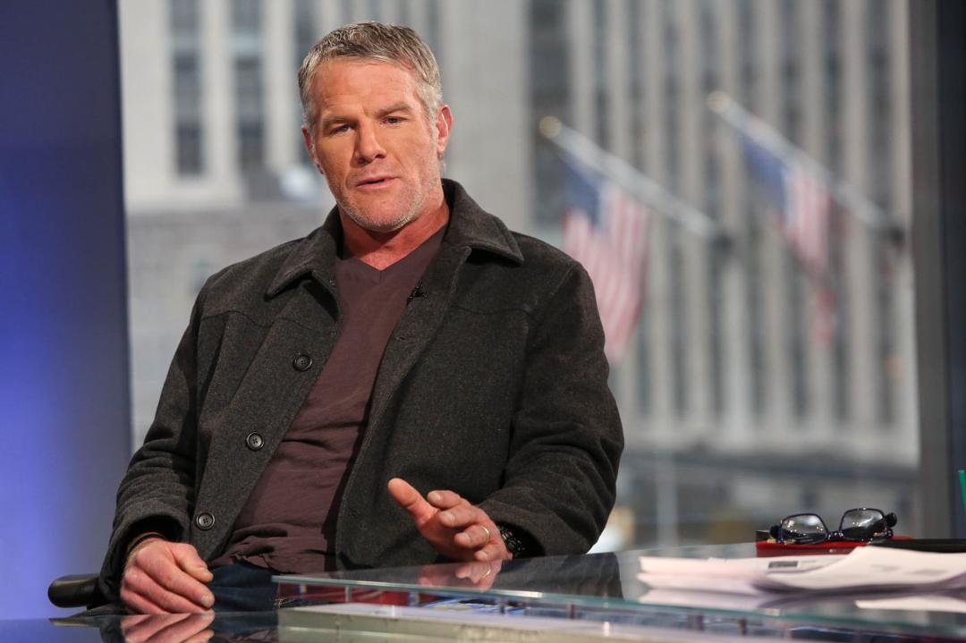 Former Green Bay Packers Quarterback..
Brett Favre : It's Hard To Believe Chauvin
Meant To Kill George Floyd.....
The Actual Factuals... 💪😞