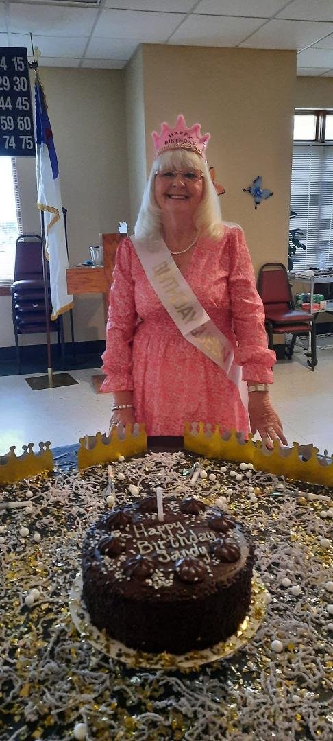 Thank you Diana Riggs for the Birthday cake and Big surprise, this was a Great start to my birthday. Your the best!! Love you!!❤