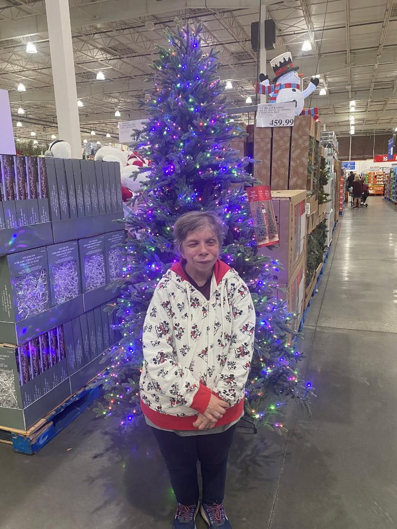 Anne says "Merry Christmas everyone!"
"Then the angel said to them, “Do not be afraid, for behold, I bring you good tidings of great joy which will be to all people. For there is born to you this day in the city of David