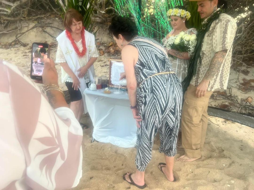 Wedding day for Darcia and Shane
May God Bless them for many years to come, love you guys forever, Mom and Dad