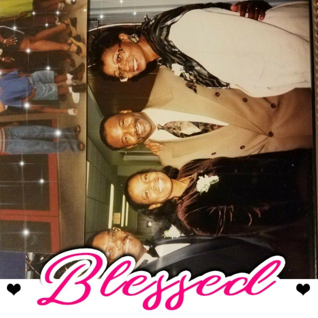 Family love you .