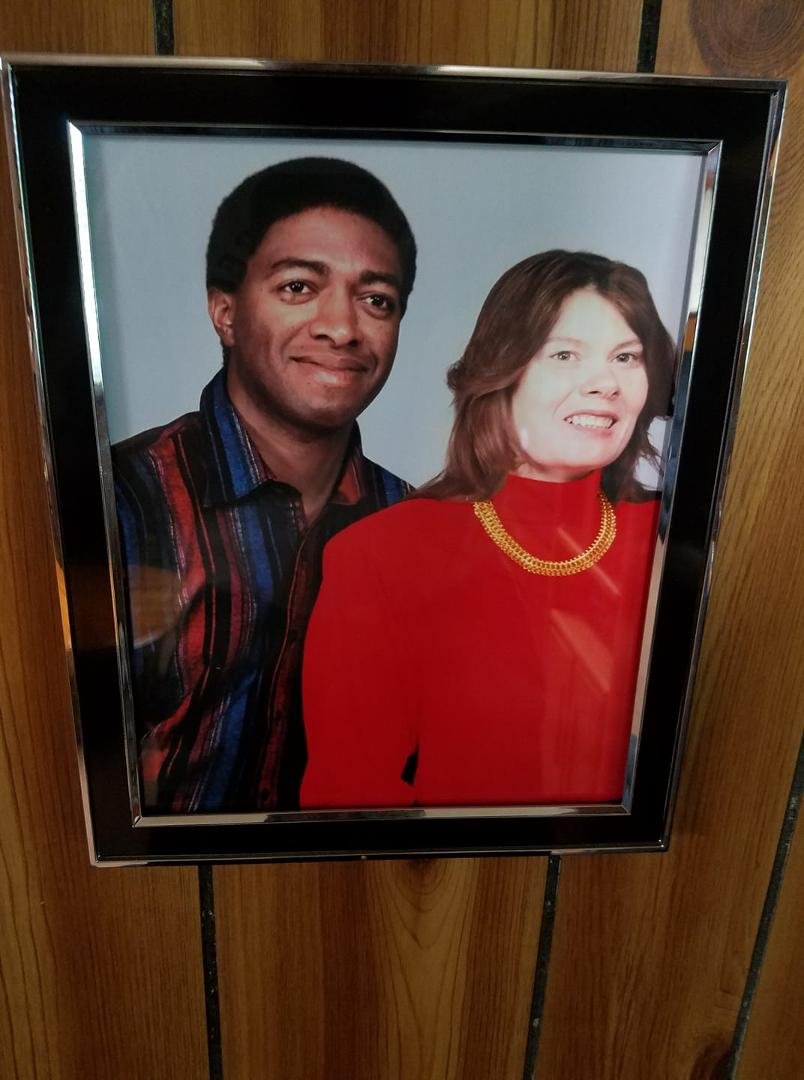 Happy Anniversary to my beautiful wife 35yrs, love you Honey-Boo.